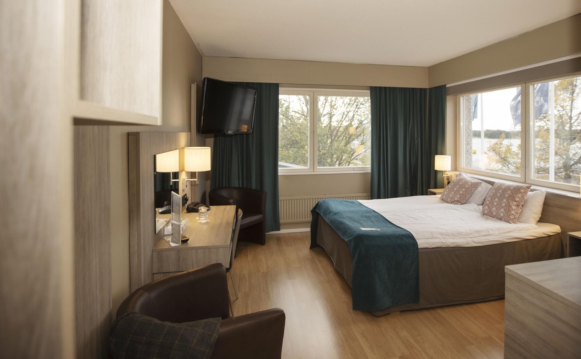 Hotel Adlon Мариехамн Екстериор снимка